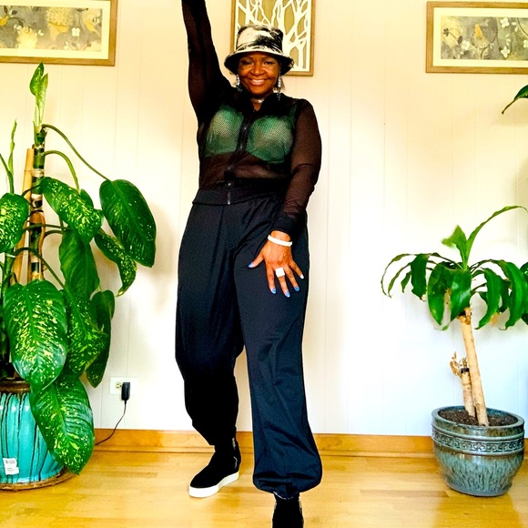 ✨Steve Madden✨ Black Suede Hightop Platform Sneakers W/Dual Zipper - Picture 13 of 14